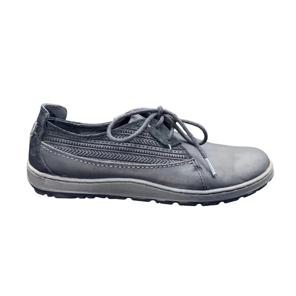 Merrell Black Leather Lace Up Casual Shoes Women’s Size 7.5 Select Grip